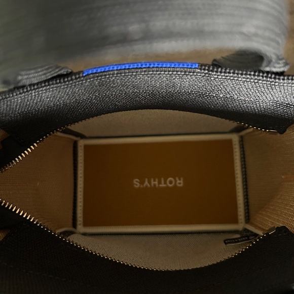 Rothy‘s The Mini Handbag in Piano Keys - Picture 3 of 5